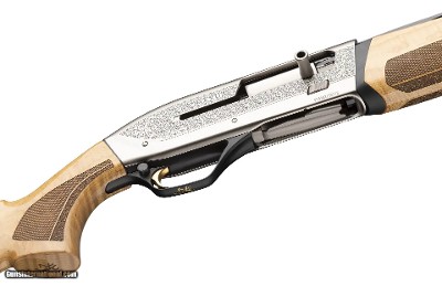 Winchester Maxus II Ultimate Maple 12 Gauge Semi-Auto 28