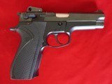 Smith & Wesson Model 5904 9mm - 3 of 4