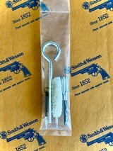 SMITH AND WESSON 44 CALIBER REVOLVER CLEANING KIT 2,3,4 INCH BARREL SEALED BAG - 1 of 3