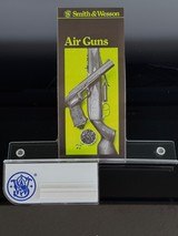 VINTAGE SMITH AND WESSON AIR GUN MODEL
78G / 79G / 80 BROCHURE / WARRANTY CIRCA 1976 - 2 of 6