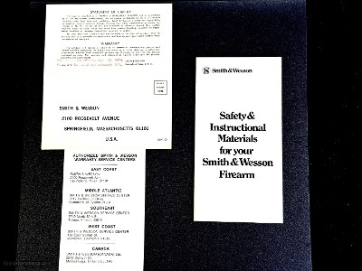 SMITH AND WESSON FACTORY ORIGINAL DOCUMENTATION * WARRANTY SW 123 *
SAFETY MANUAL * SERVICE STATION BROCHURE CIRCA 1974-1976