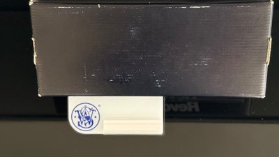 SMITH AND WESSON MODEL 640 CENTENNIAL FACTORY BOX AND DOCUMENTS FIRST PRODUCTION YEAR - Image 10 of 14