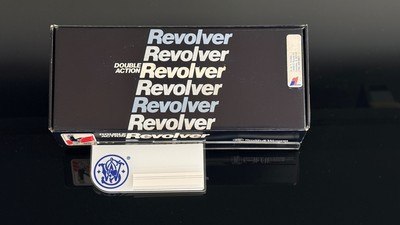 SMITH AND WESSON MODEL 640 CENTENNIAL FACTORY BOX AND DOCUMENTS FIRST PRODUCTION YEAR - Image 1 of 14