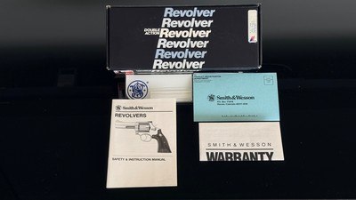 SMITH AND WESSON MODEL 640 CENTENNIAL FACTORY BOX AND DOCUMENTS FIRST PRODUCTION YEAR - Image 2 of 14