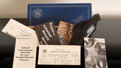 SMITH AND WESSON * LEW HORTONModel 24-3 Factory Box * Factory Issued BFW Holster * Manual* Full Documentation * - Image 1 of 15