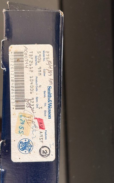 SMITH AND WESSON5906 FACTORY ORIGINAL BOX - Image 2 of 8