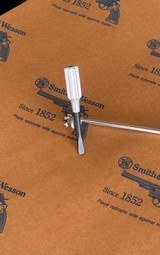 SMITH AND WESSONMODEL 52 / 38 MASTER* CLEANING KIT * BROAD BLADE SIGHT TOOL1960'S* DRY FIRE TARGET * BARREL WRENCH - Image 4 of 15