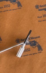 SMITH AND WESSONMODEL 52 / 38 MASTER* CLEANING KIT * BROAD BLADE SIGHT TOOL1960'S* DRY FIRE TARGET * BARREL WRENCH - Image 5 of 15