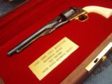 1860 ARMY COLT MINIATURE
PRESIDENTIAL EDITION U.S. HISTORICAL SOCIETY - 2 of 12