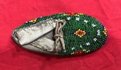 Exceptional Pair of Vintage Plains-Style Native American Beaded Hide Children’s Moccasins - Image 5 of 6