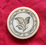 RARE!! Antique 1800's Old West Poker Chip w/ Hand Scrimshawed Floral Design - Image 2 of 3