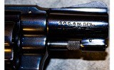 Smith & Wesson Model 40 Centennial - 6 of 16