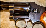 Smith & Wesson Model 40 Centennial - 7 of 16