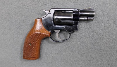 SMITH & WESSON MODEL 37 AIRWEIGHT ~ .38 Special - Image 1 of 3