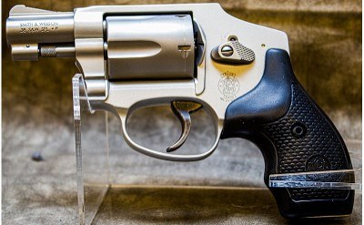 SMITH & WESSON MODEL 642-2 AIRWEIGHT - .38 S&W SPL +P - Image 2 of 4