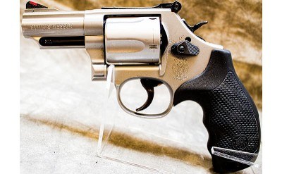 SMITH & WESSON MODEL 69 COMBAT MAGNUM - .44 REMINGTON MAGNUM - Image 3 of 4