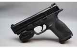 Smith & Wesson ~ M&P9 ~ 9mm Luger