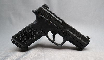FNH ~ FNS-9 ~ 9mm Luger