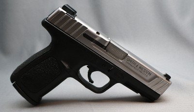 Smith & Wesson ~ SD9 VE ~ 9mm Luger