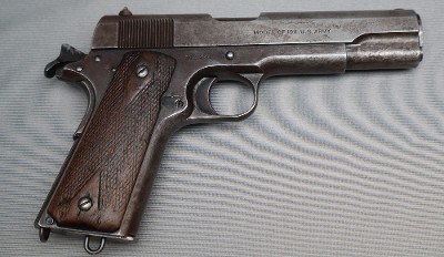 Colt ~ 1911 ~ .45 Auto