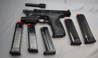 Smith & Wesson ~ M&P9 Pro Series ~ 9mm Luger