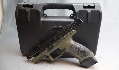 Beretta ~ APX ~ 9mm Luger