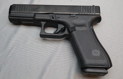 Glock ~ 22 Gen5 ~ .40 S&W