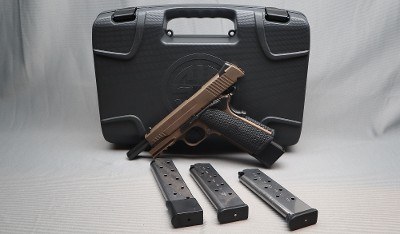 Sig Sauer ~ 1911 ~ .45 Auto