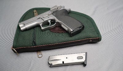 Smith & Wesson ~ 5906 ~ 9mm Luger