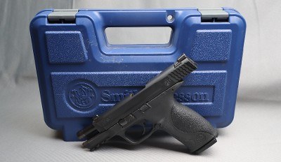 Smith & Wesson ~ M&P9 ~ 9mm Luger