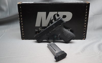 Smith & Wesson ~ M&P Shield ~ 9mm Luger