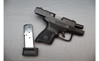 Beretta ~ APX A1 Carry ~ 9mm Luger - Image 3 of 4