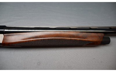 Benelli ~ Ethos ~ 12 Gauge - Image 4 of 11