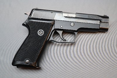 Sig Sauer ~ 9mm Luger - Image 1 of 3