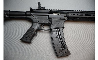 Smith & Wesson ~ M&P 15-22 ~ .22 Long Rifle - Image 3 of 10