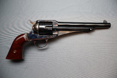 Uberti ~ 1875 Outlaw ~ .45 Colt - Image 1 of 3