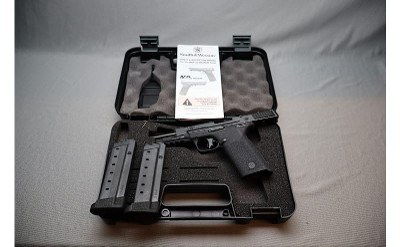 Smith & Wesson ~ M&P 22 Magnum ~ .22 WMR - Image 3 of 3