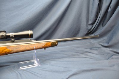 Custom Ruger #1 no 1 chambered in 25-06 Remington, Excellent Condition, Leupold Scope -- Falling block single shot - Image 9 of 18