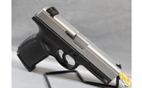 Smith & Wesson ~ SW40VE ~ .40 S&W - 4 of 5