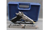 Smith & Wesson ~ 5906 ~ 9mm Luger - 1 of 5