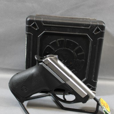 Taurus
PT 22
.22 Long Rifle