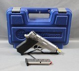 Smith & Wesson ~ 3913 ~ 9mm Luger