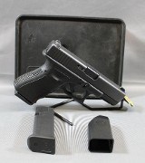 Glock ~ 19 ~ 9mm Luger ~ Tupperware Hard Case - 1 of 6