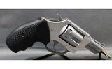 Charter Arms ~ Undercoverette ~ .32 Magnum - 2 of 5