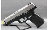Smith & Wesson ~ SW40VE ~ .40 S&W - 4 of 4