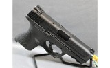 Smith & Wesson ~ M&P 40C ~ .40 S&W - 4 of 5