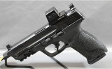 Smith & Wesson ~ M&P9 ~ 9mm Luger - 5 of 5