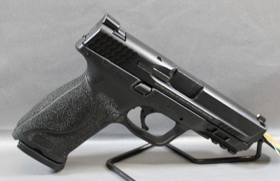 Smith & Wesson ~ M&P9 M2.0 ~ 9mm Luger - Image 1 of 4