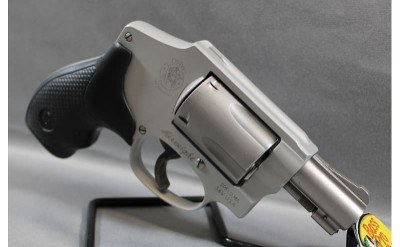 Smith & Wesson ~ 642-1 ~ .38 S&W Special - Image 3 of 4