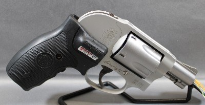 Smith & Wesson ~ 638-3 ~ .38 SPL+P - Image 1 of 4